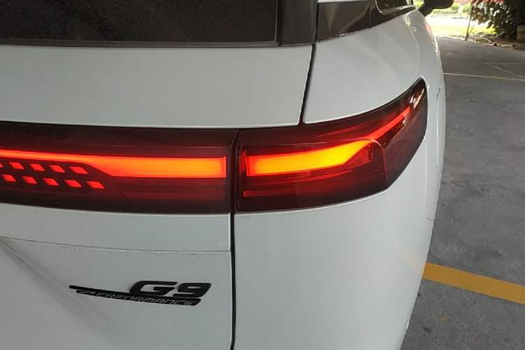 Used XPeng G9 2022 650 Performance Edition Pro Right Rear Taillight