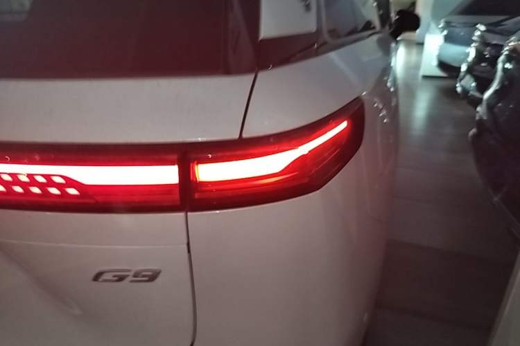 Used XPeng G9 2022 702 Max Right Rear Taillight