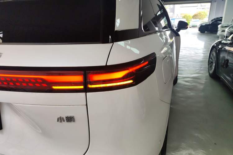 Used XPeng G9 2022 702 Max Right Rear Taillight