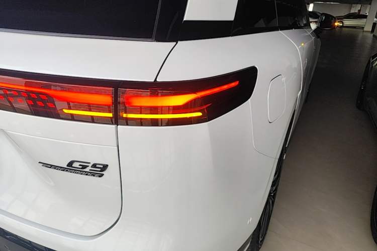 Used XPeng G9 2022 650 Performance Edition Max Right Rear Taillight