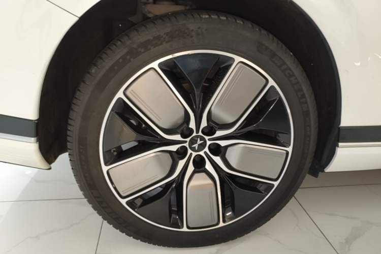 Used XPeng G9 2022 702 Pro Right Rear Wheel Hub