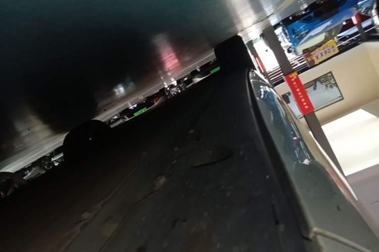 Used XPeng G9 2022 702 Pro Right Side Sill