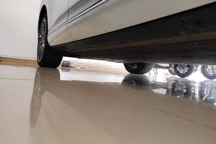 Used XPeng G9 2022 702 Pro Right Side Sill