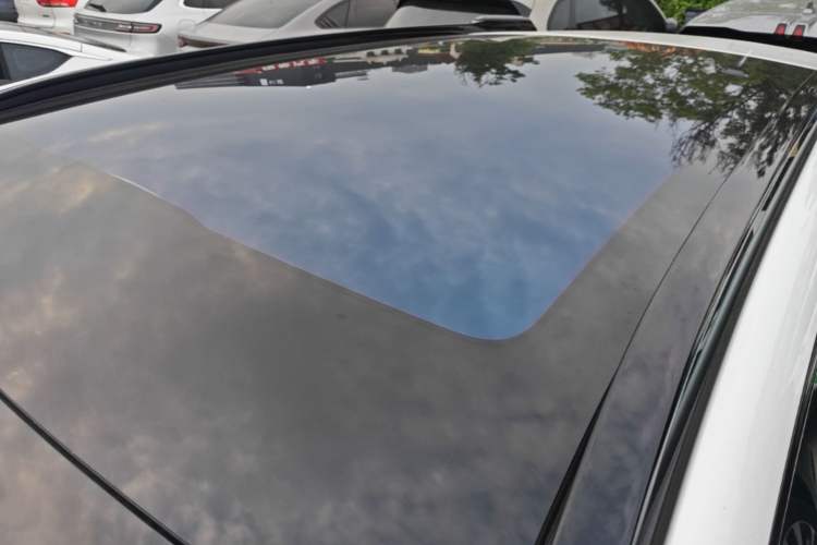 Used XPeng G9 2022 702 Pro Roof