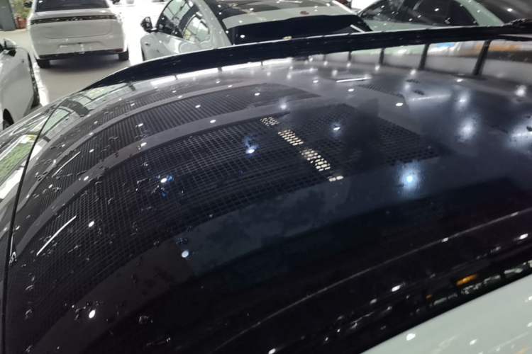 Used XPeng G9 2022 702 Max Roof