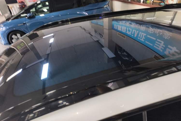Used XPeng G9 2022 702 Pro Roof