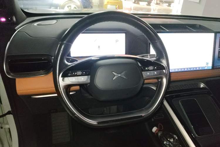 Used XPeng G9 2022 702 Pro Steering Wheel