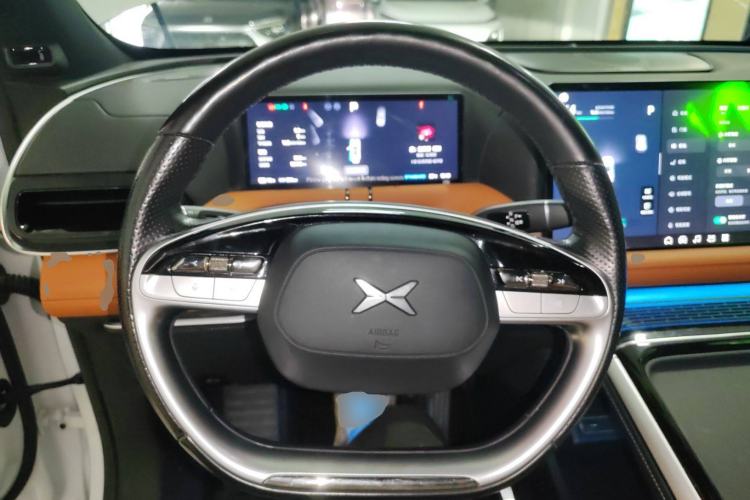 Used XPeng G9 2022 570 Pro Steering Wheel