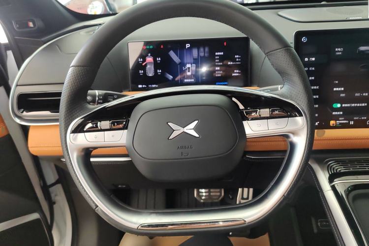 Used XPeng G9 2022 702 Pro Steering Wheel