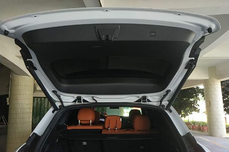 Used XPeng G9 2022 650 Performance Edition Pro Trunk