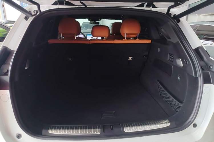 Used XPeng G9 2022 650 Performance Edition Pro Trunk