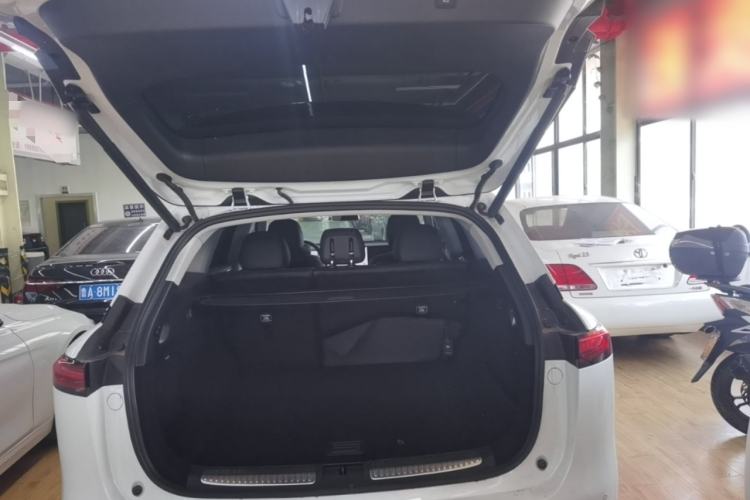Used XPeng G9 2022 650 Performance Edition Max Trunk