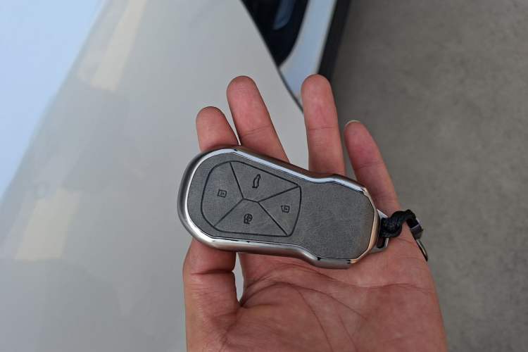 Used XPeng G9 2022 702 Pro Vehicle Key