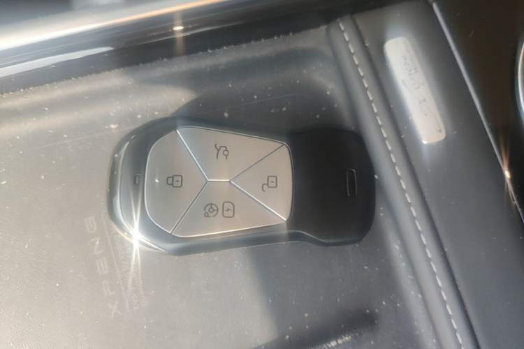 Used XPeng G9 2022 650 Performance Edition Max Vehicle Key
