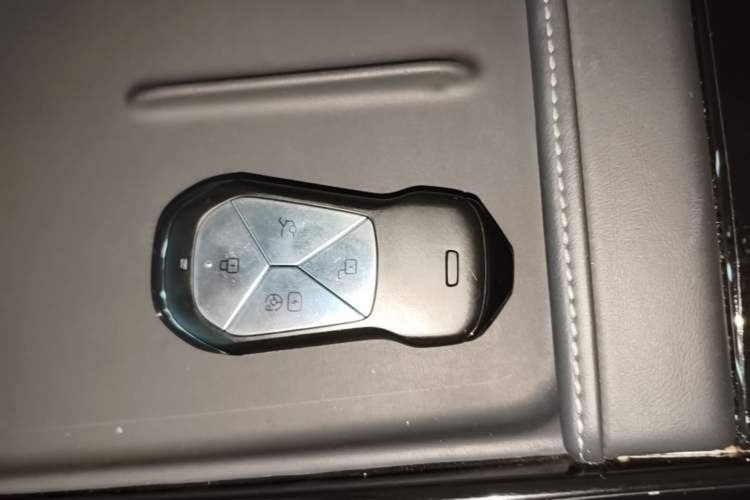 Used XPeng G9 2022 702 Pro Vehicle Key