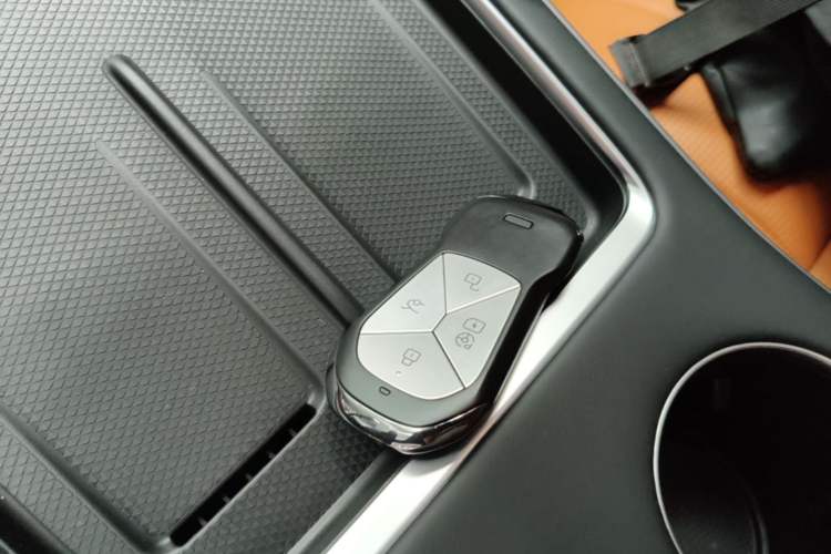 Used XPeng G9 2022 702 Pro Vehicle Key