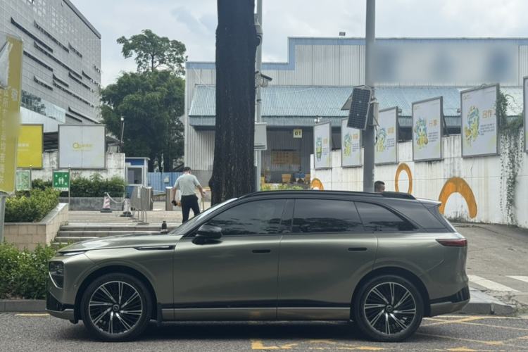 Used XPeng G9 2022 702 Pro Exterior 3