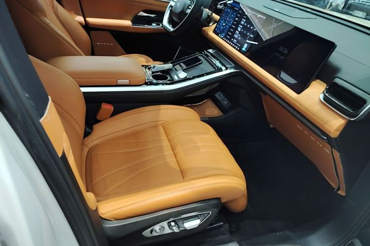 Used XPeng G9 2022 650 Performance Edition Max Right Front Seat