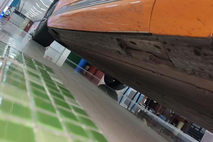 Used XPeng G9 2022 702 Pro Right Side Sill
