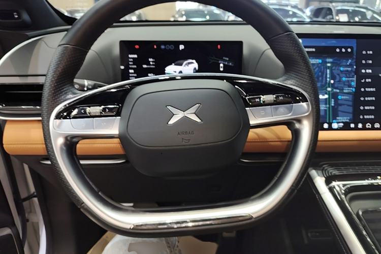 Used XPeng G9 2022 650 Performance Edition Max Steering Wheel