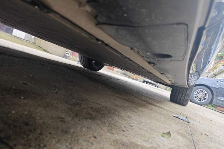Used XPeng G9 2024 570 Max Chassis Front Left