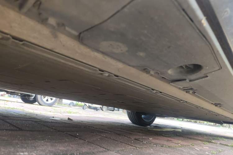 Used XPeng G9 2024 570 Pro Chassis Front Left