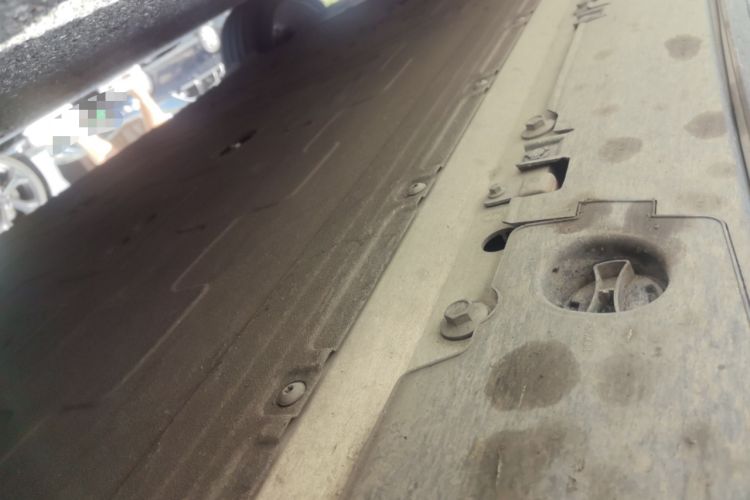 Used XPeng G9 2024 570 Max Chassis Front Right