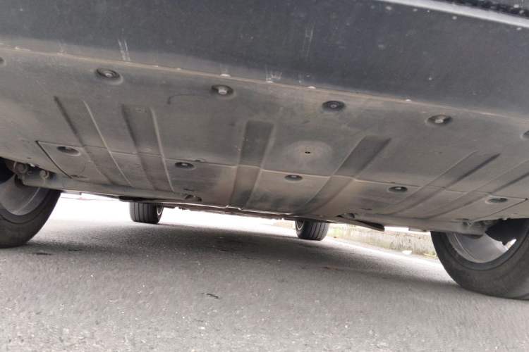 Used XPeng G9 2024 702 Max Chassis Rear