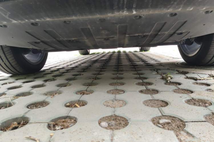 Used XPeng G9 2024 702 Max Chassis Rear