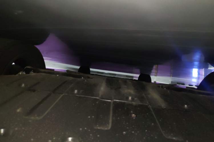 Used XPeng G9 2024 570 Max Chassis Rear
