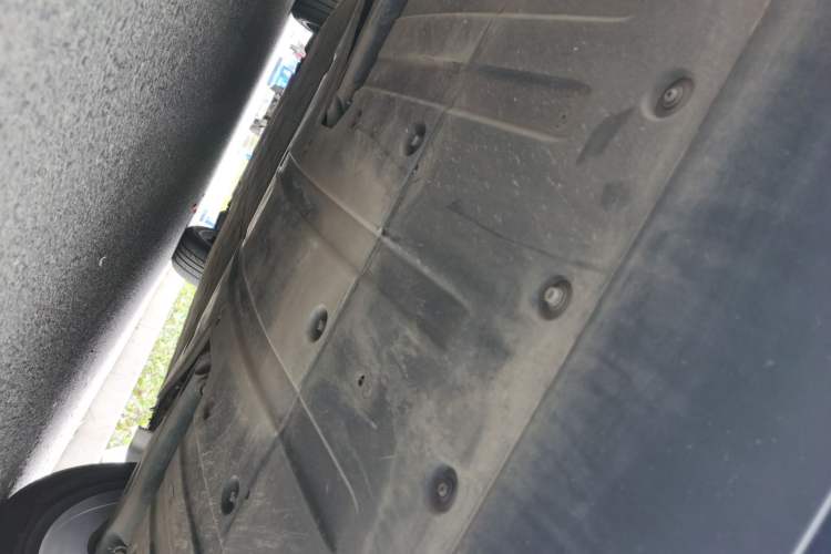Used XPeng G9 2024 570 Max Chassis Rear