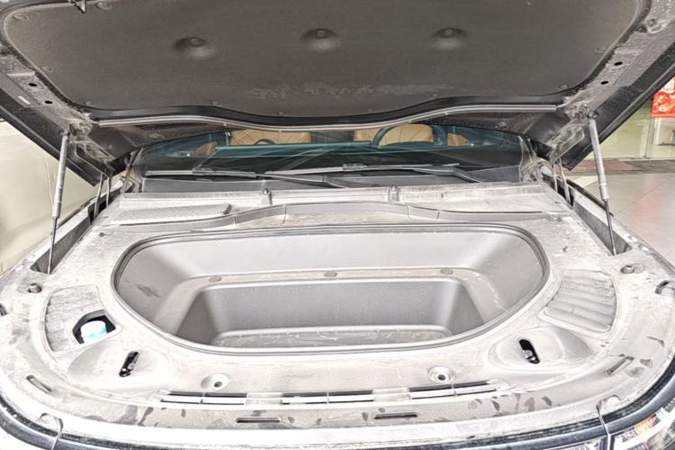 Used XPeng G9 2024 570 Max Engine Bay