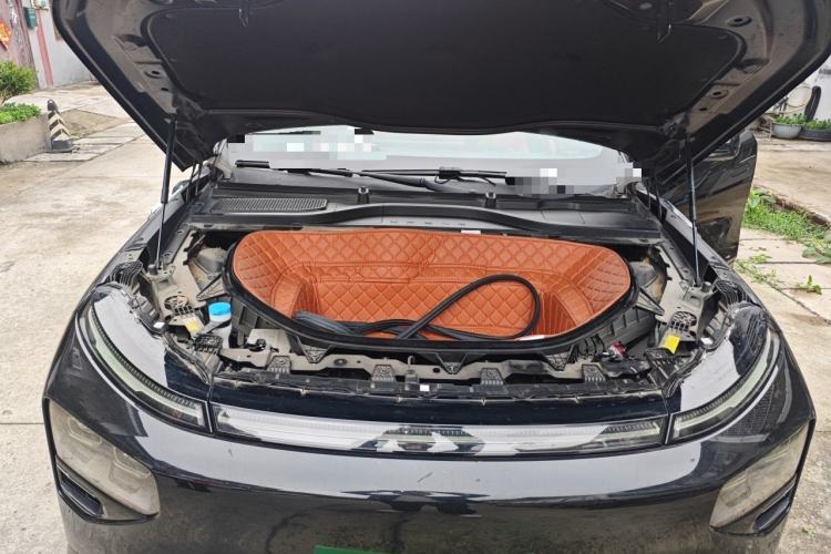 Used XPeng G9 2024 570 Max Engine Bay