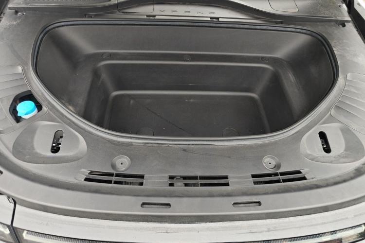 Used XPeng G9 2024 570 Max Engine Bay