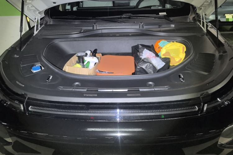 Used XPeng G9 2024 570 Max Engine Bay