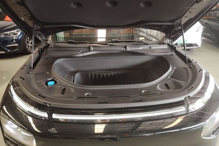Used XPeng G9 2024 702 Max Engine Bay
