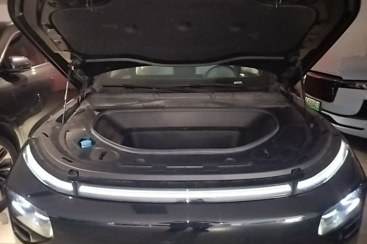 Used XPeng G9 2024 570 Max Engine Bay