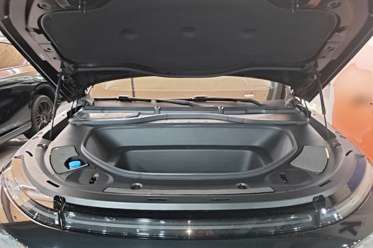 Used XPeng G9 2024 702 Max Engine Bay