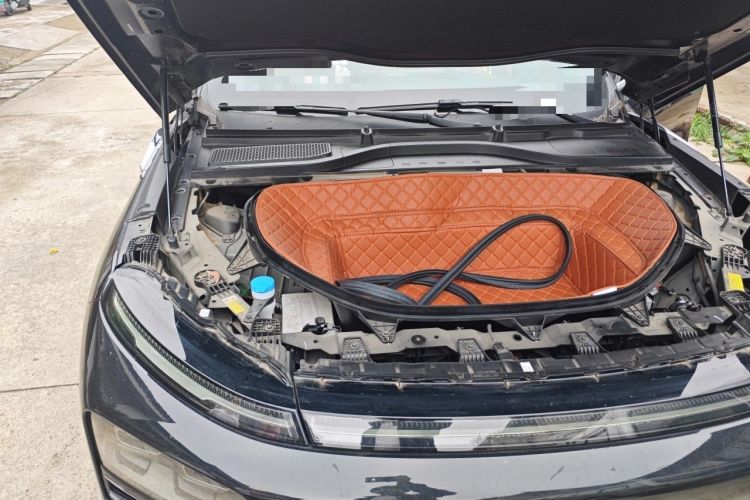 Used XPeng G9 2024 570 Max Engine Bay Right