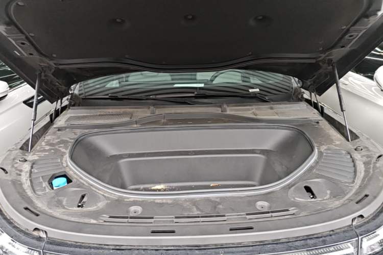 Used XPeng G9 2024 702 Pro Engine Bay