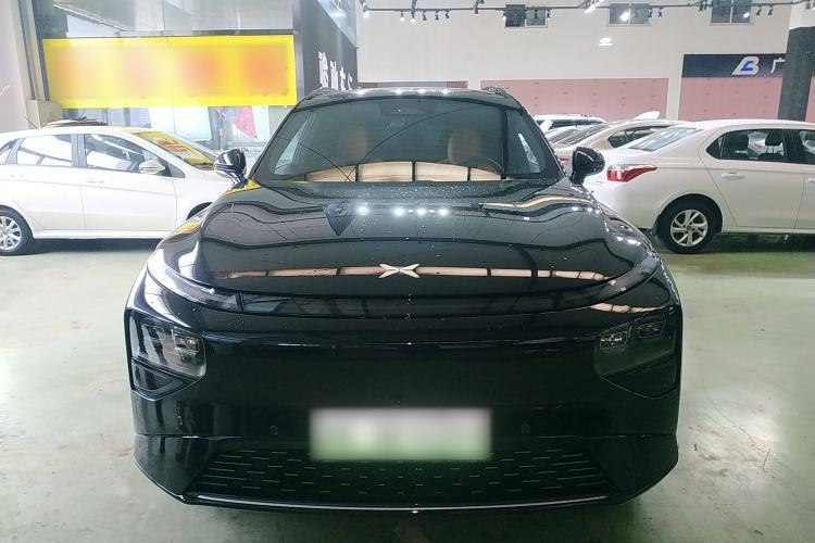 Used XPeng G9 2024 570 Pro Exterior 1