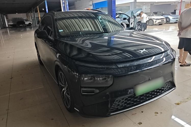 Used XPeng G9 2024 702 Max Exterior 1