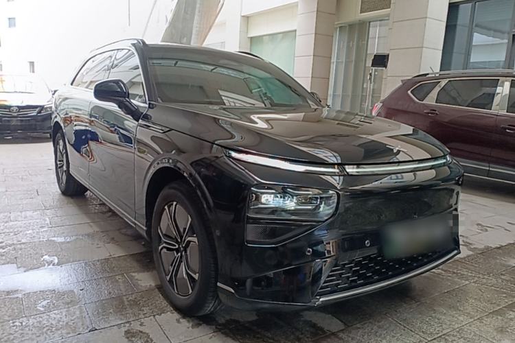 Used XPeng G9 2024 570 Max Exterior 1