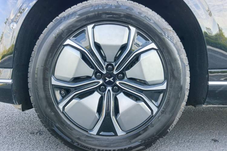 Used XPeng G9 2024 650 Pro Exterior 10