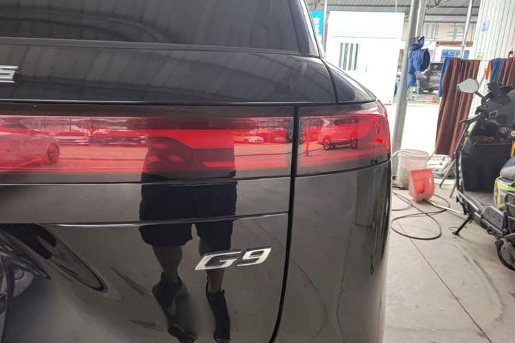 Used XPeng G9 2024 570 Max Exterior 2