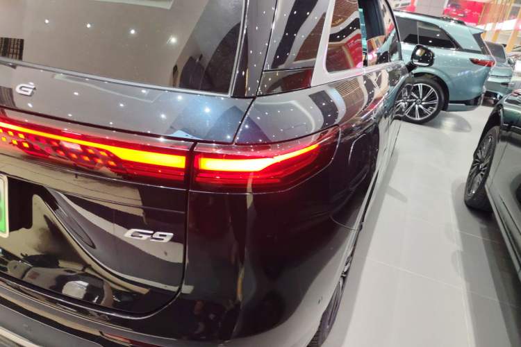 Used XPeng G9 2024 570 Max Exterior 3