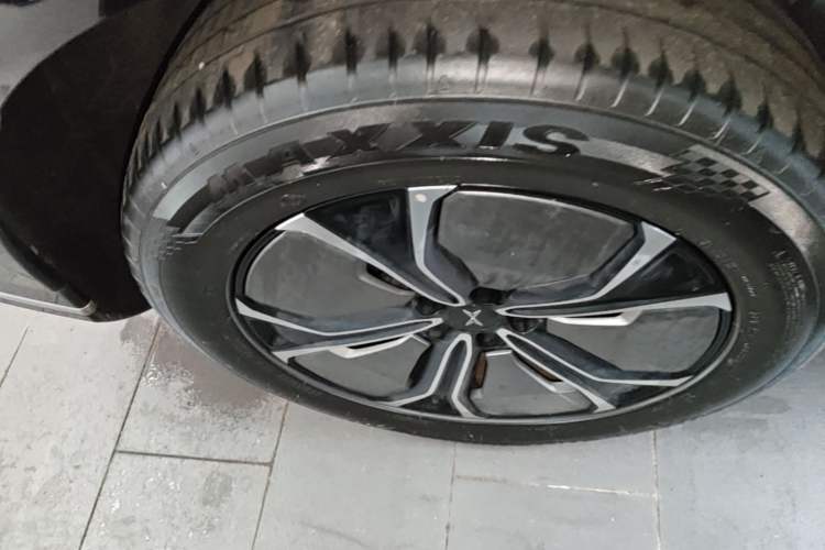 Used XPeng G9 2024 702 Pro Exterior 3