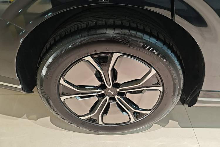 Used XPeng G9 2024 570 Pro Exterior 5