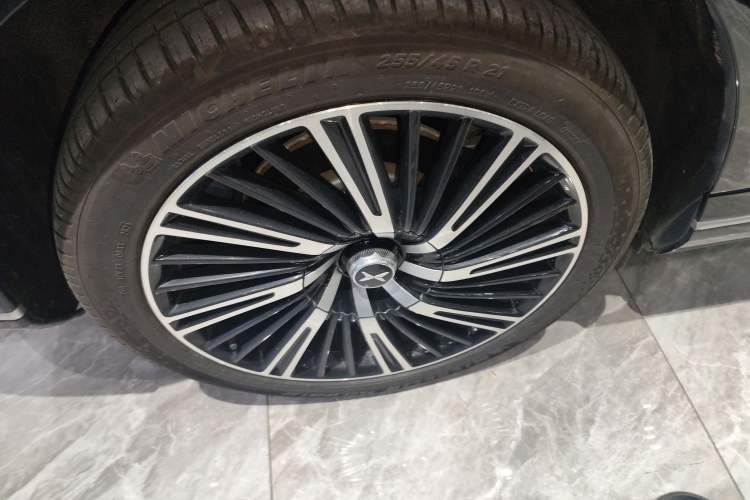 Used XPeng G9 2024 570 Max Exterior 5