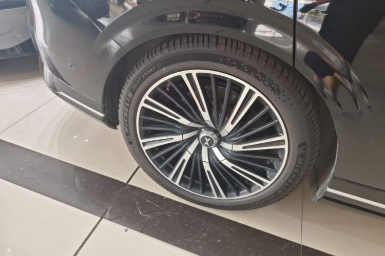 Used XPeng G9 2024 702 Max Exterior 5